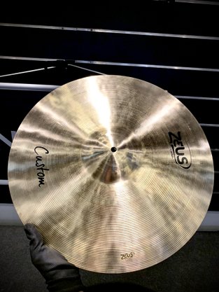 Prato Zeus Custom Ride 21
