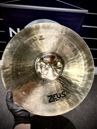 Prato Zeus Hybrid Crash 18